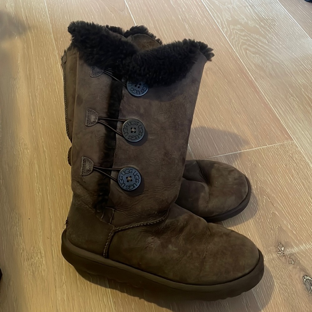 UGG boots Brown size 7